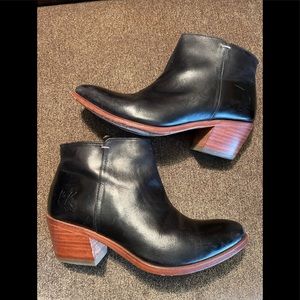Fluevog Ankle Bootie
